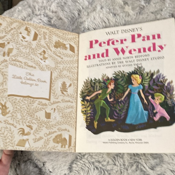Little Golden books  Disneys Peter Pan vintage copyright 1952 - Picture 2 of 9